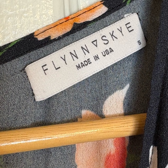 Revolve Flynn Skye All Wrapped Up Maxi Dress in Lost Poppy Small - Navy Floral - Picture 3 of 7